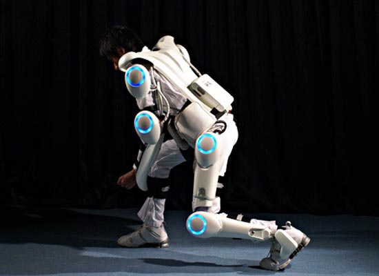 Cyberdyne HAL-5 Prototype Exoskeleton Robot Suit - Prototype Image via Very Smart Design.One of the first on stage demos of the Cyberdyne HAL-5 Exoskeleton suit shown to public...